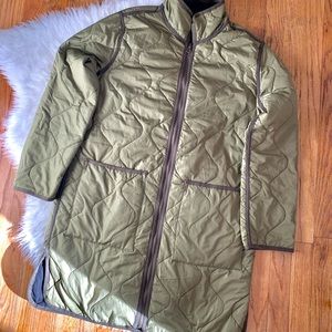 Thread and Supply Nixie Reversible Long Quilted Liner Green Jacket Coat Sz L